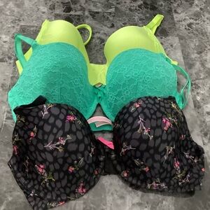 Victorias Secret demi bra bundle size 34DD